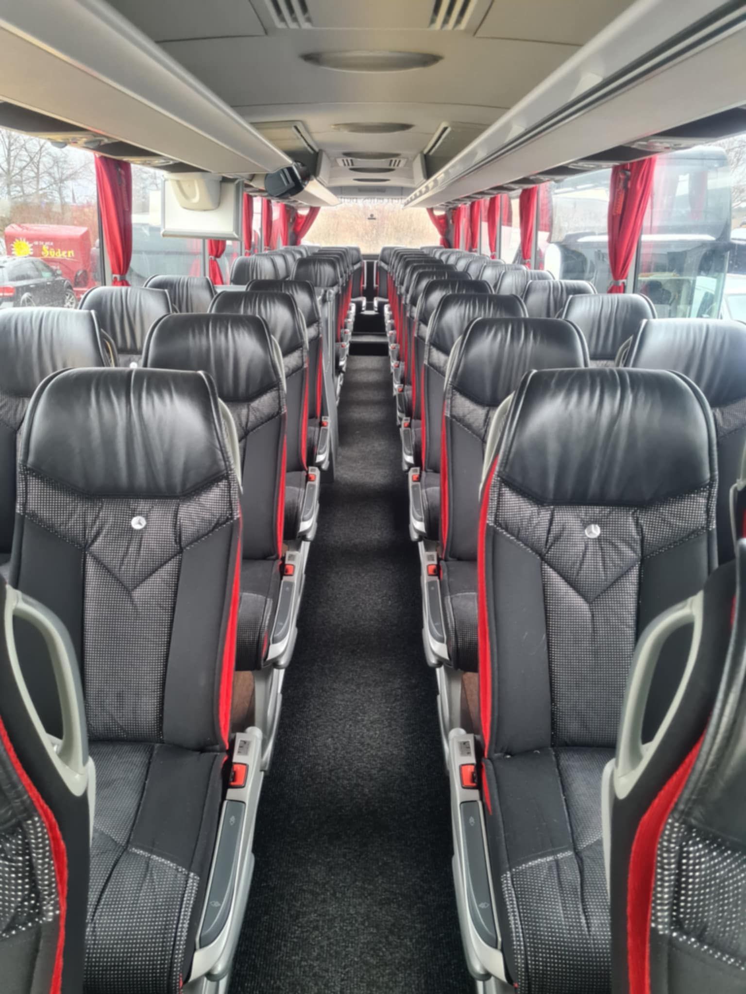 Femax Kft. Mercedes busz